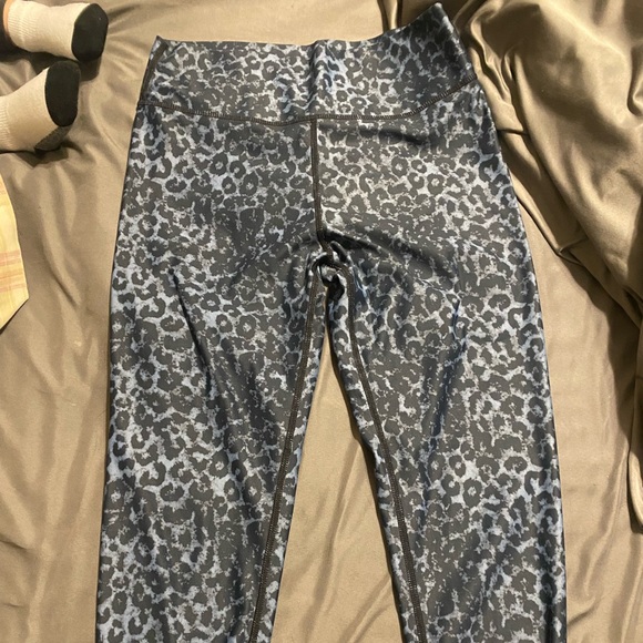 Zyia Active leggings the leopard are size 8-10 the rest are 12 - Picture 1 of 11